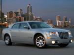 Chrysler 300C 2004 года